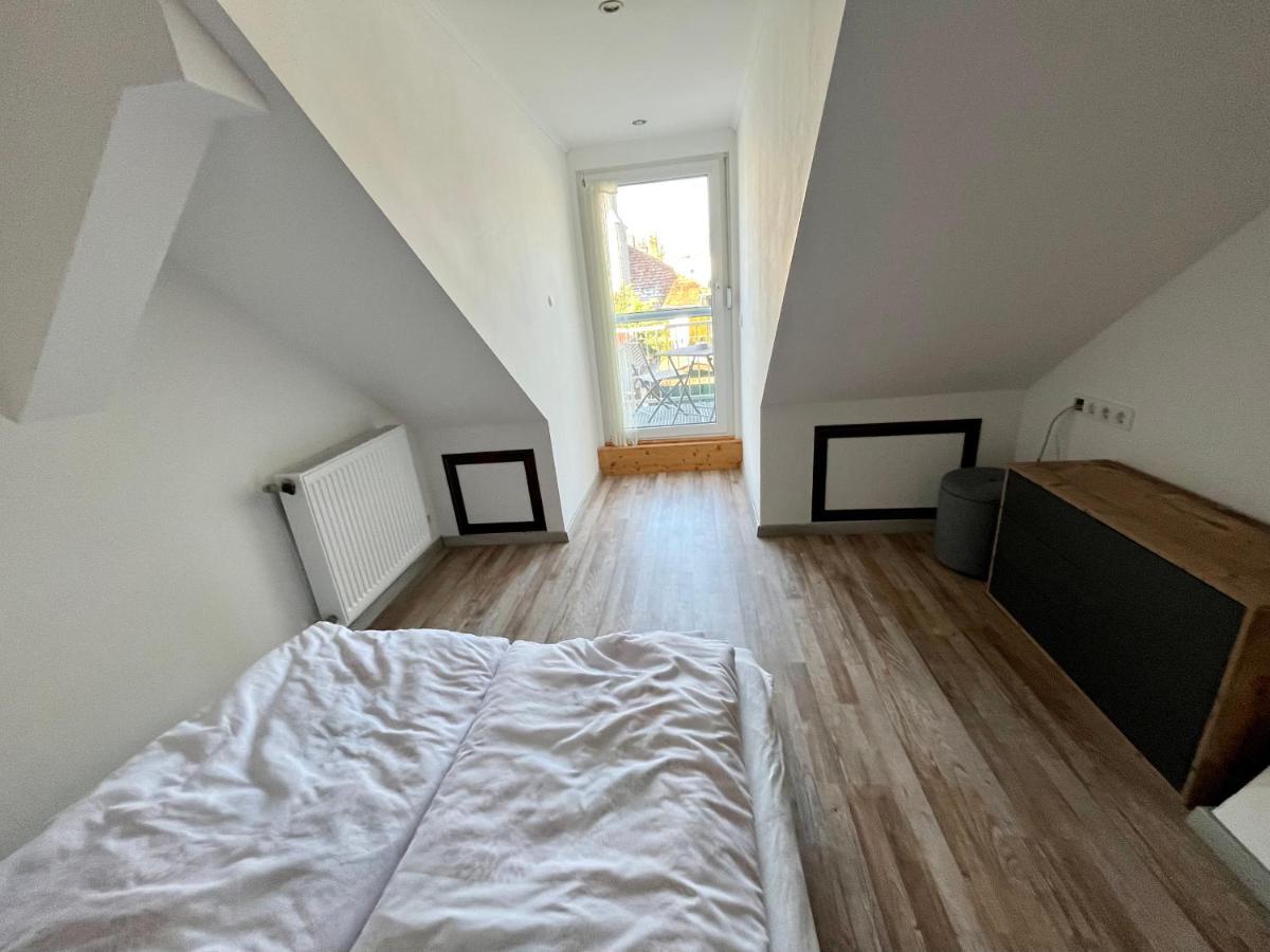 Rabbit Apartman Mosonmagyarovar Exterior photo