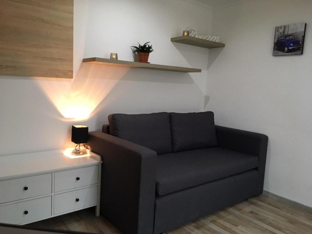 Rabbit Apartman Mosonmagyarovar Exterior photo